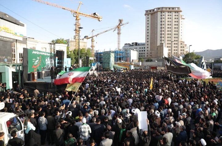 اجتماع عزاداری «شهید جمهور» با حضور پرشور مردم مشهد برگزار شد