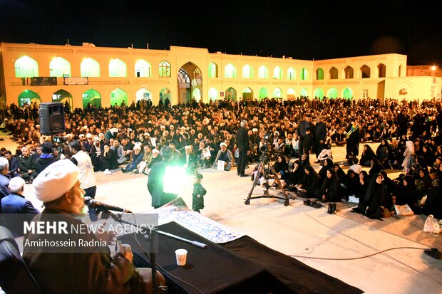 
People in South Khorasan mourn for Pres. Raeisi