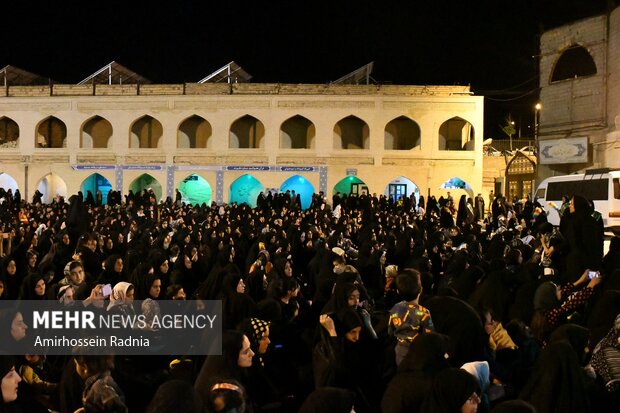 
People in South Khorasan mourn for Pres. Raeisi