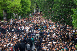 VIDEO:People of Tabriz bid farewell to Martyrs of Service