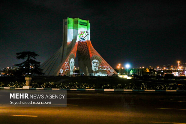 Tahran'ın simge yapısına özel mapping gösterisi