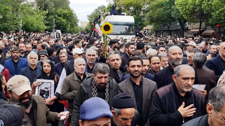 سنگ تمام آذربایجانی‌ها در تشییع پیکر شهدای خدمت/خلق حماسه‌ای دیگر