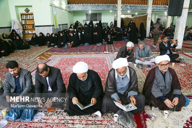 مراسم گرامیداشت رییس جمهور شهید و شهدا خدمت در مسجد انقلاب بجنورد
