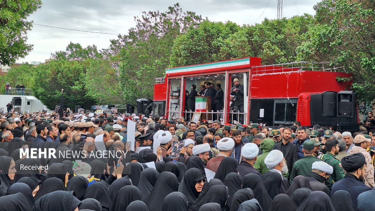 Funeral ceremony for Iranian President, FM starts in Tabriz