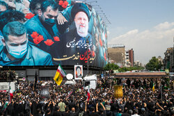 حسين عرنوس يصل طهران