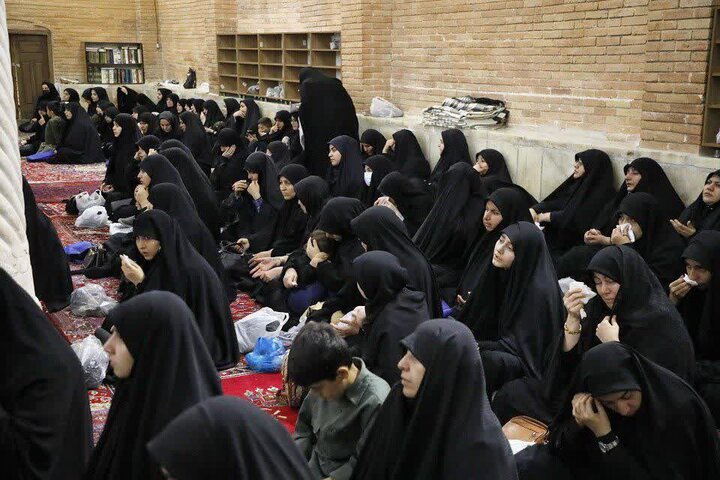 کردستان در اشک و ماتم/ رییسی منشأ وحدت و همدلی