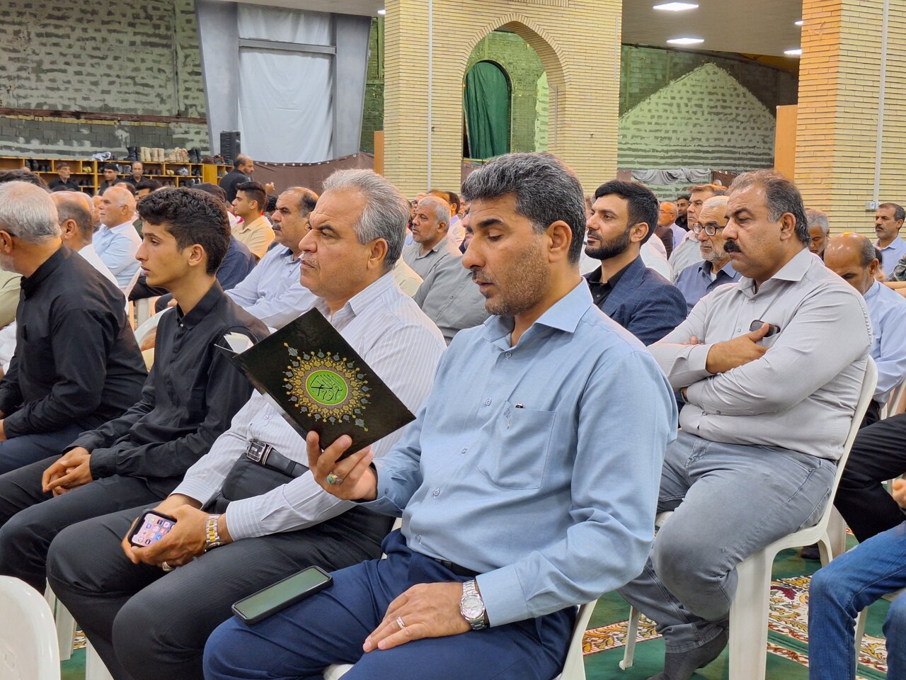 مراسم بزرگداشت شهادت رئیس جمهور و شهدای خدمت در گناوه برگزار شد