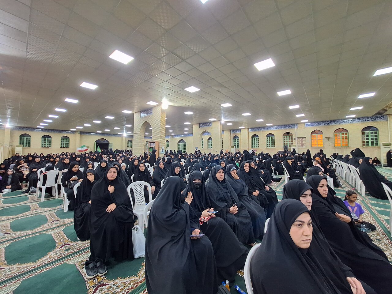 مراسم بزرگداشت شهادت رئیس جمهور و شهدای خدمت در گناوه برگزار شد