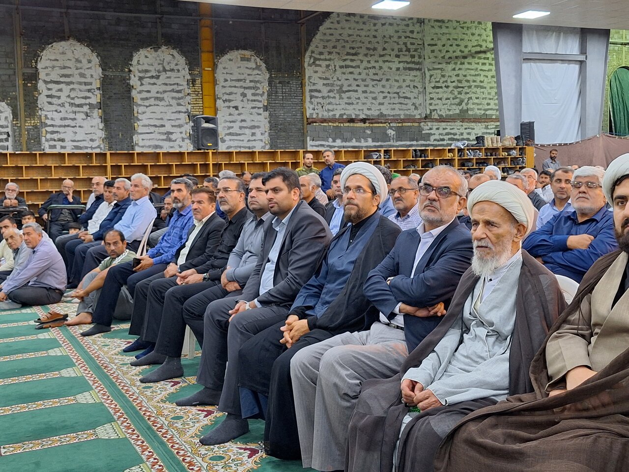 مراسم بزرگداشت شهادت رئیس جمهور و شهدای خدمت در گناوه برگزار شد