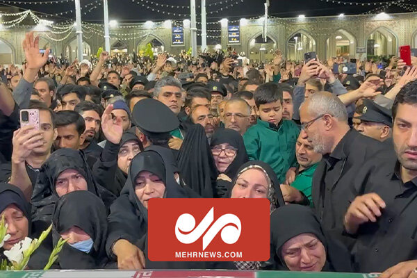 Meşhed halkı şehit Emir Abdullahiyan'a veda etti Meşhed halkı şehit Emir Abdullahiyan'a veda etti