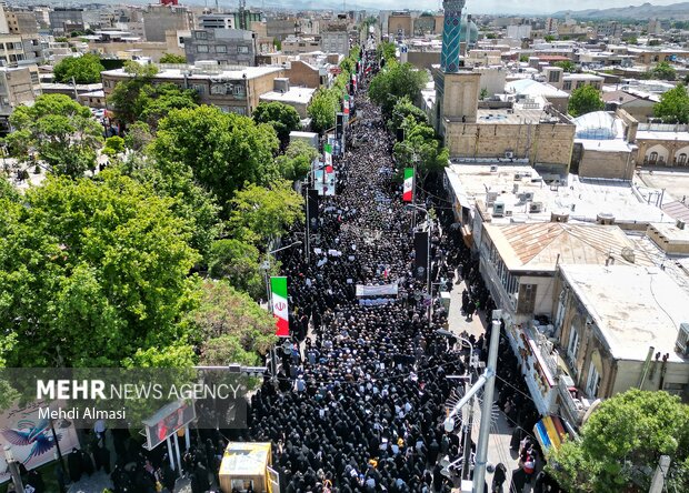 تشییع پیکر مطهر شهید سرهنگ دوم «بهروز قدیمی» در زنجان