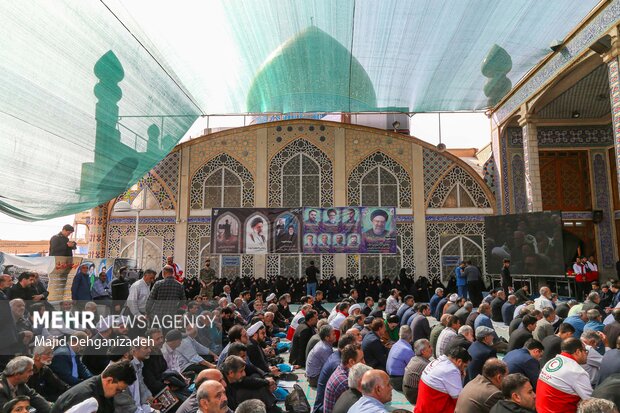 مراسم بزرگداشت یاد و خاطره شهدای خدمت در یزد مراسم بزرگداشت یاد و خاطره شهدای خدمت در یزد