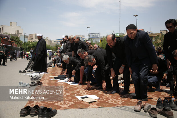 تشییع رئیس‌جمهور شهید و همراهان در مشهدالرضا علیه السلام -۱