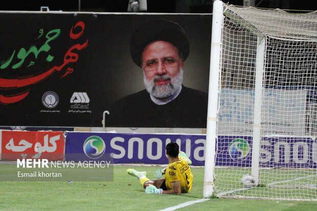 هفته بیست هشتم لیگ برتر فوتبال ایران گل گهر سیرجان و آلومینوم اراک در سیرجان به مصاف هم رفتند