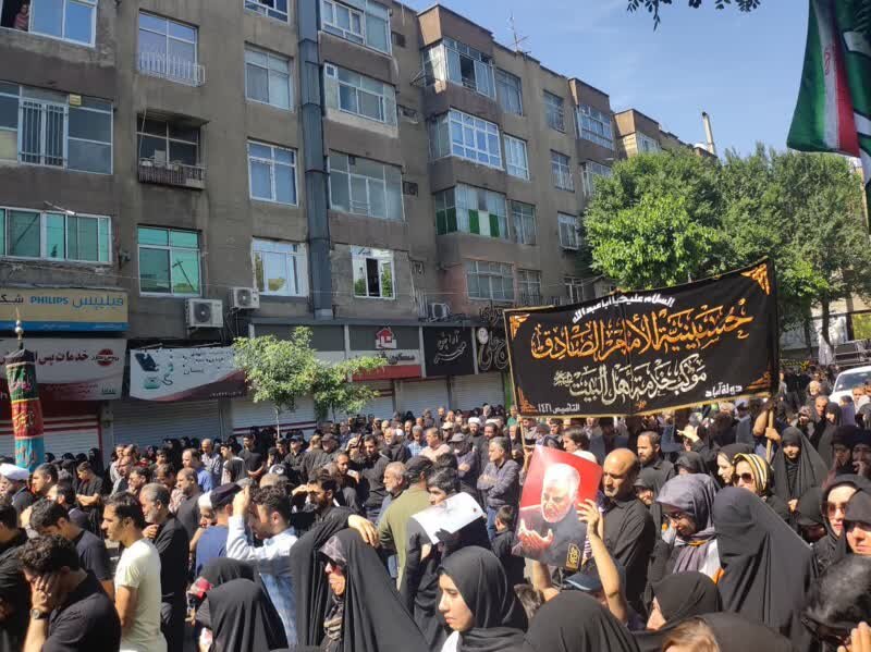 بدرقه باشکوه شهید خدمت/ سردار موسوی در آغوش مردم ری