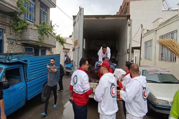 سیل در خیابان های ارومیه جاری شد/تشکیل فوری مدیریت بحران