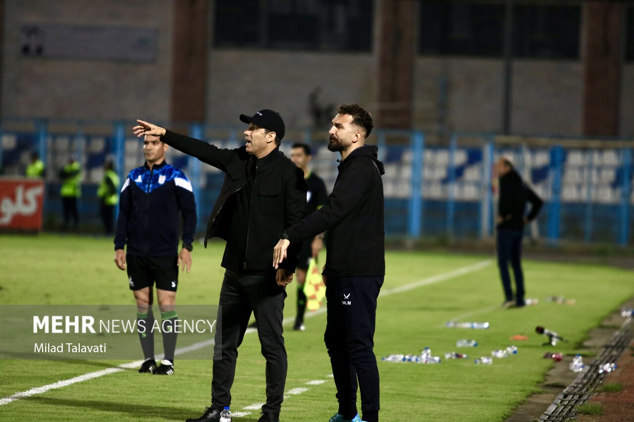 سرگردانی روی نیمکت چند تیم لیگ برتری/ پرسپولیس و تاحدودی استقلال!