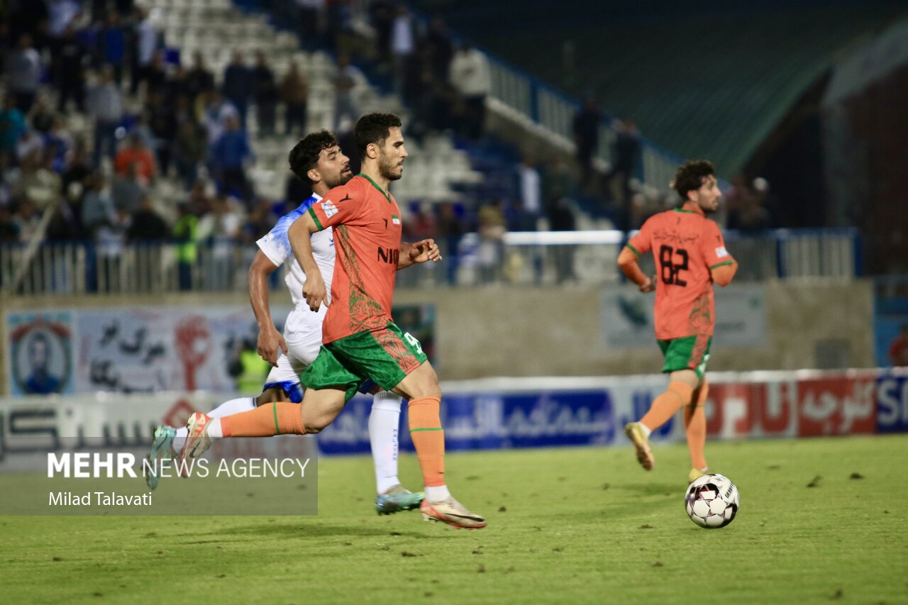 دوئل غیرمستقیم پرسپولیس و سپاهان علیه تراکتور؛ لغزش تاوان سختی دارد!