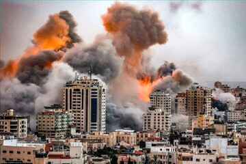 اسرائیل کی محفوظ قرار دیے گئے علاقے پر بمباری، درجنوں فلسطینی زندہ جل کر شہید