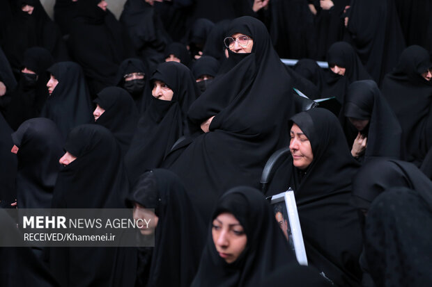 مراسم بزرگداشت رئیسجمهور شهید و همراهان ایشان در حسینیه امام خمینی (ره)