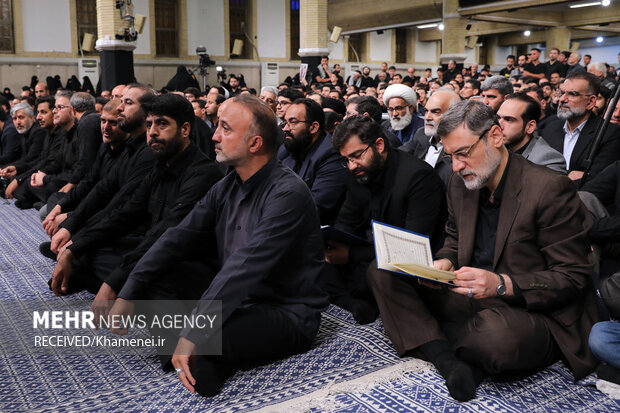 مراسم بزرگداشت رئیسجمهور شهید و همراهان ایشان در حسینیه امام خمینی (ره)