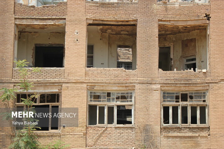 تخریب دومین بیمارستان تاریخی کشور در کرمانشاه