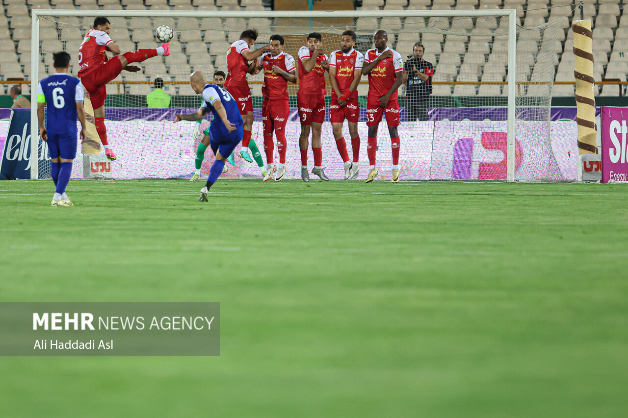 نگرانی برای فصل آینده استقلال/ جذب بازیکن در قویترین منطقه زمین!