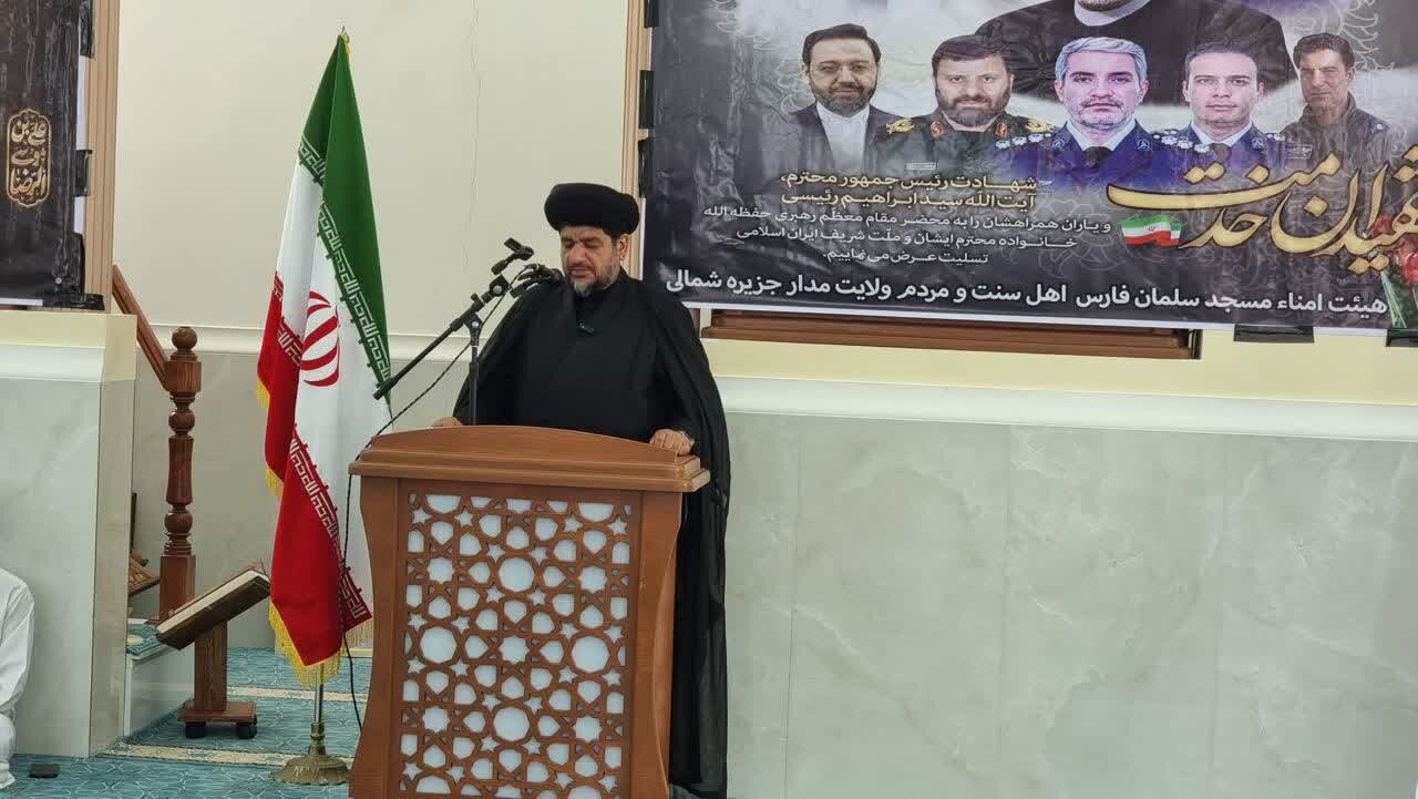 ولایتمداری از ویژگیهای بارز شهید رئیسی بود