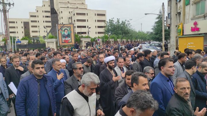 Gilan halkı Hizmet Yolunun Şehitleri için anma töreni düzenledi Gilan halkı Hizmet Yolunun Şehitleri için anma töreni düzenledi