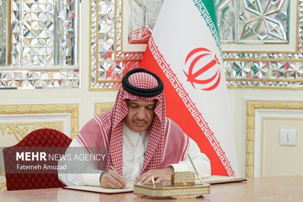 Ceremony of signing book of condolence for martyr Raeisi, FM