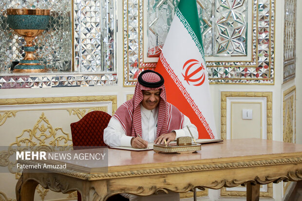 Ceremony of signing book of condolence for martyr Raeisi, FM