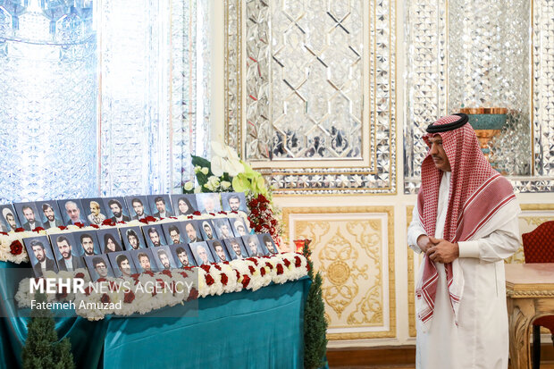 Ceremony of signing book of condolence for martyr Raeisi, FM