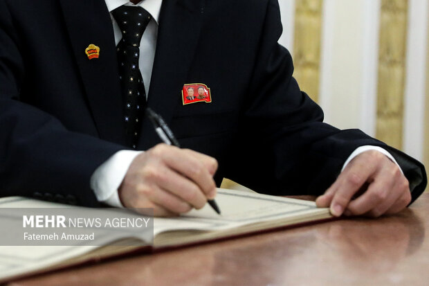 Ceremony of signing book of condolence for martyr Raeisi, FM