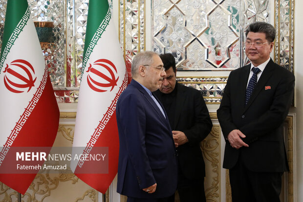 Ceremony of signing book of condolence for martyr Raeisi, FM