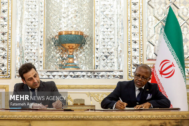 Ceremony of signing book of condolence for martyr Raeisi, FM