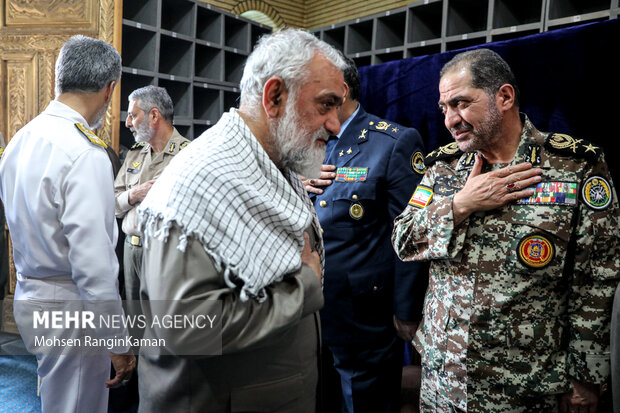 سردار محمدرضا نقدی در مراسم بزرگداشت شهدای خدمت در ستاد فرماندهی ارتش جمهوری اسلامی ایران