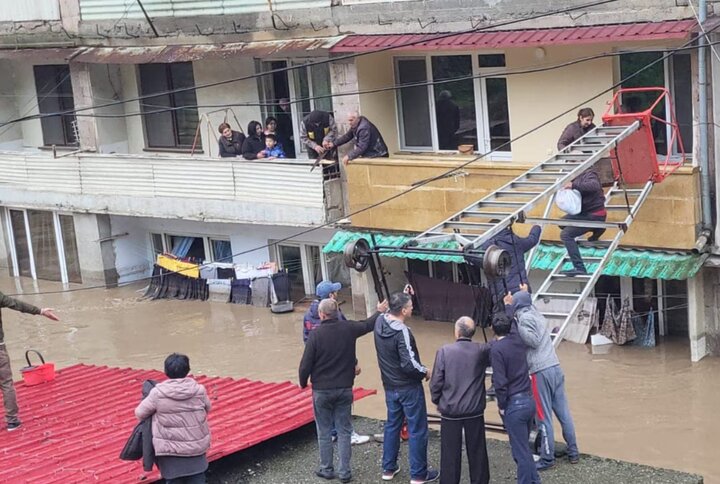 Ermenistan'dan sel felaketinde hayatını kaybedenler sayısı 4'e çıktı

