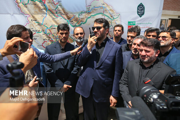سفر یکروزه وزیر راه و شهرسازی به استان یزد