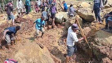 More than 2000 buried alive in Papua New Guinea landslide