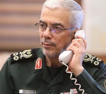 اللواء باقري: عمان دولة استراتيجية ومهمة بالنسبة لإيران