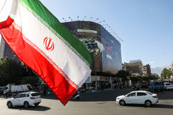 جدیدترین طرح دیوارنگاره میدان انقلاب اسلامی تهران