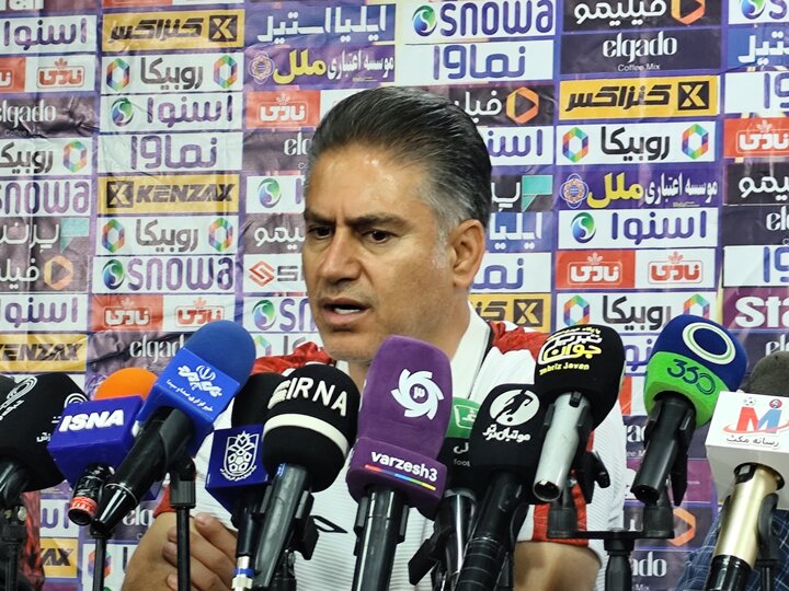 مربی فولاد خوزستان: خواستار حضور VAR در همه بازیها هستیم