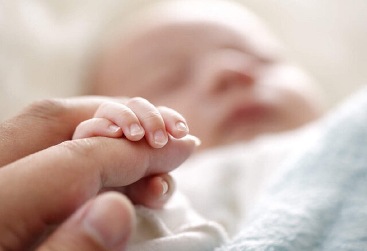 اولین نوزاد آی وی اف در مرکز ناباروری بیمارستان شهیدجلیل متولد شد