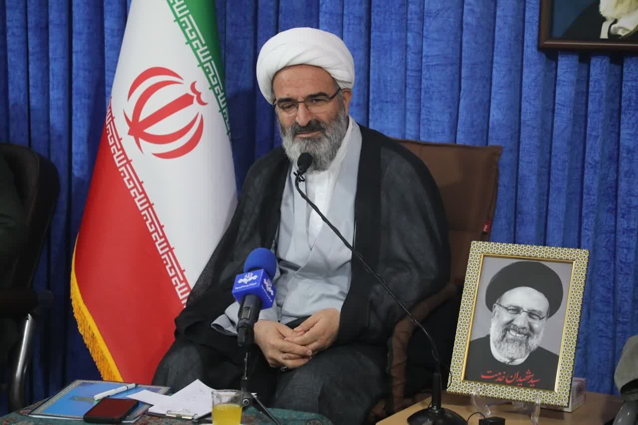 رصد منظومه فکری «امام معنویت»/ ویژگیهای مکتب جهانی پیر جماران