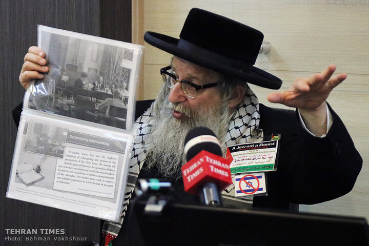 Rabbi Weiss talks to the Tehran Times