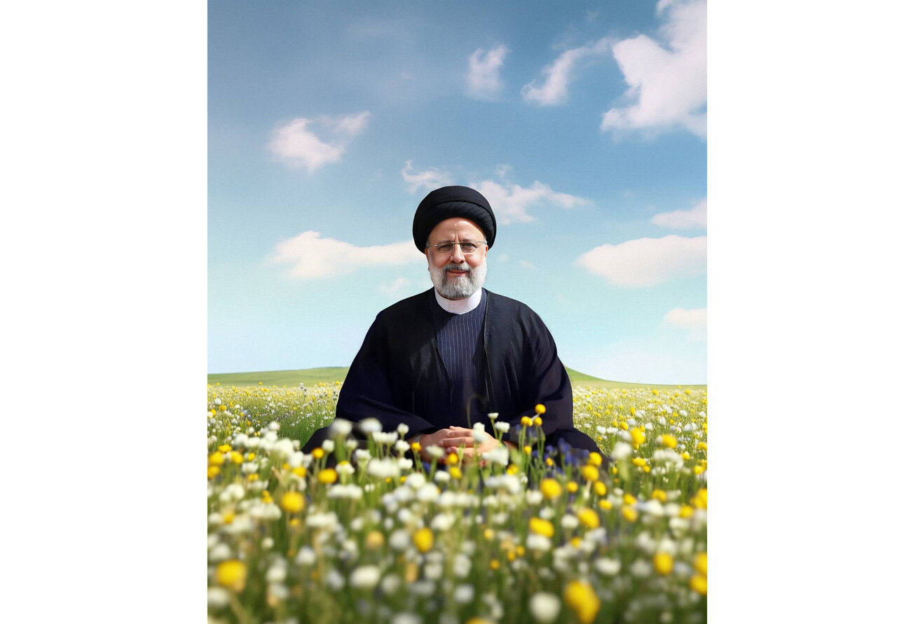 مروری بر نقشهای نهضت مردمی پوستر انقلاب برای شهدای خدمت
