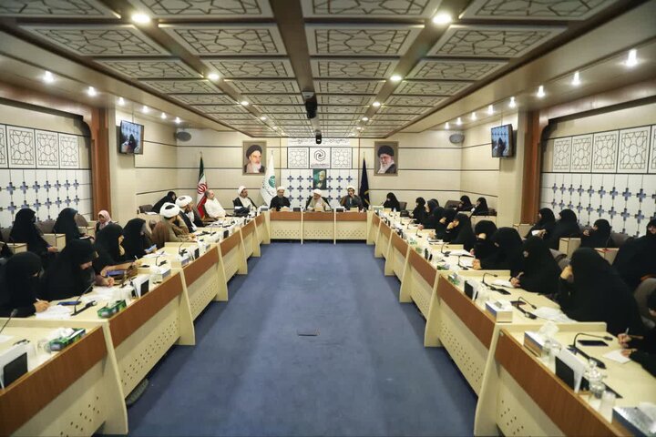 دومین نشست همایش بین المللی خانواده مقاوم و چالش های اخلاقی جهان