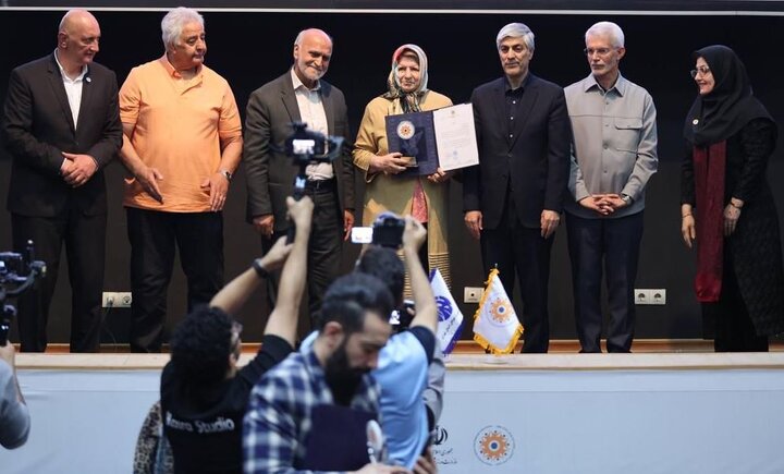 صد سالگی باشگاهها و مشکلات پیشرو/امیدوار به حل معضل نگران کننده