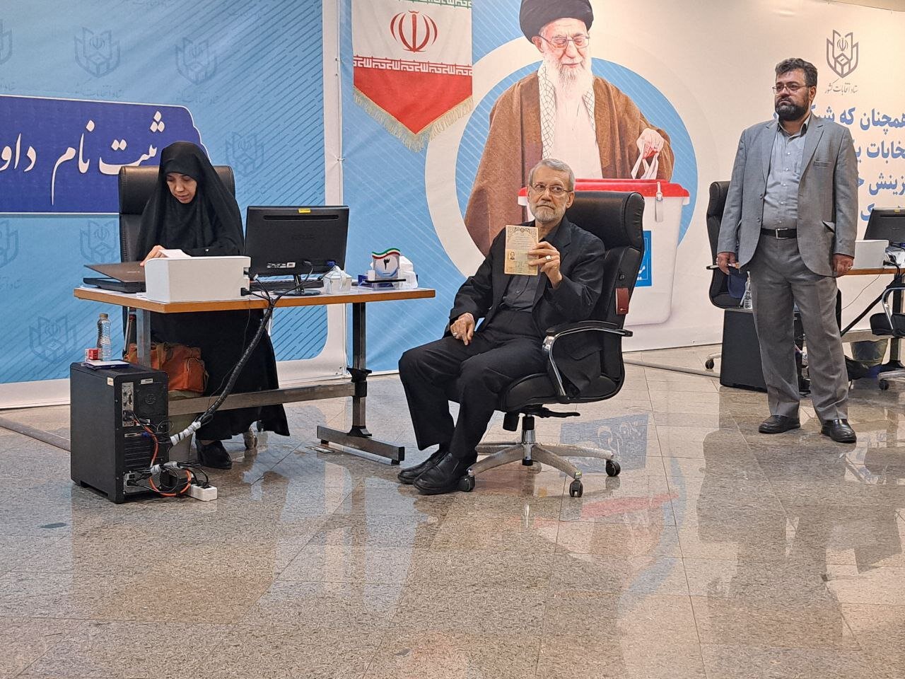 علی لاریجانی داوطلب نامزدی در انتخابات ریاست جمهوری شد