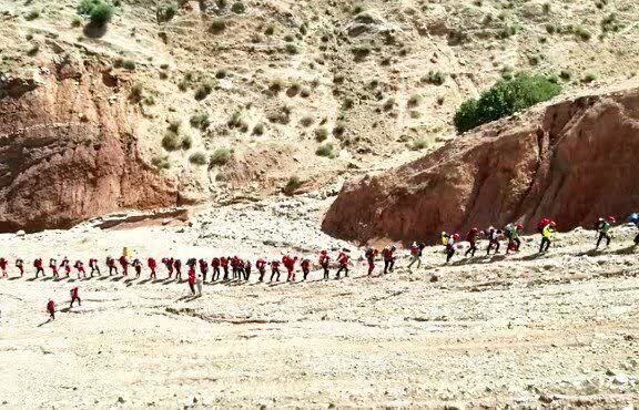 آزمون توان‌افزایی نجات گران هلال‌احمر در لرستان برگزار شد